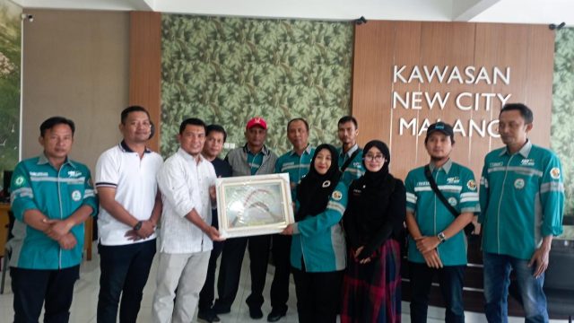DPIB SMKN 1 Kalianget Kenalkan Dunia Kerja Nyata Lewat Kunjungan Industri ke Malang