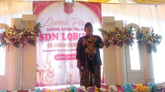 Wisuda SDN Lobuk 1 Berlangsung Khidmat, Kades Lobuk Suntik Semangat Raih Cita-cita